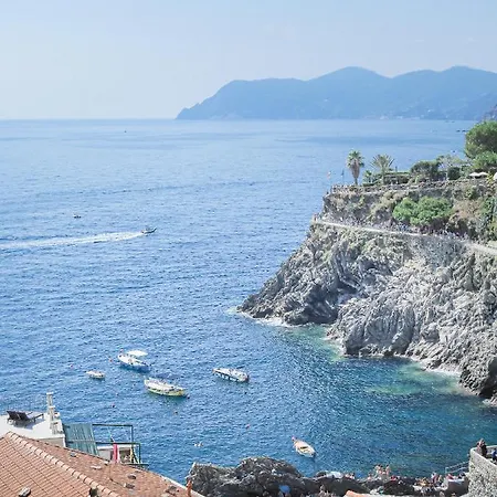 Dreamers Sea View - White And